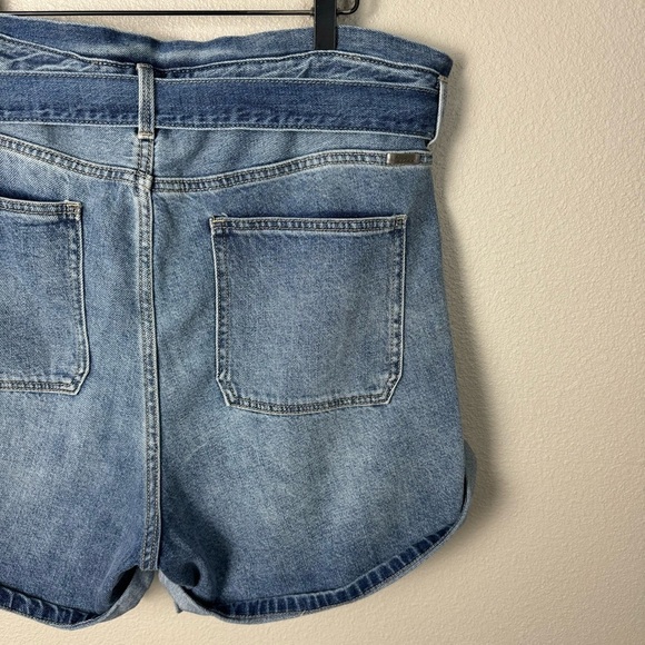 KanCan NWT Sandra High-Rise Belted Jean Shorts - Picture 9 of 10